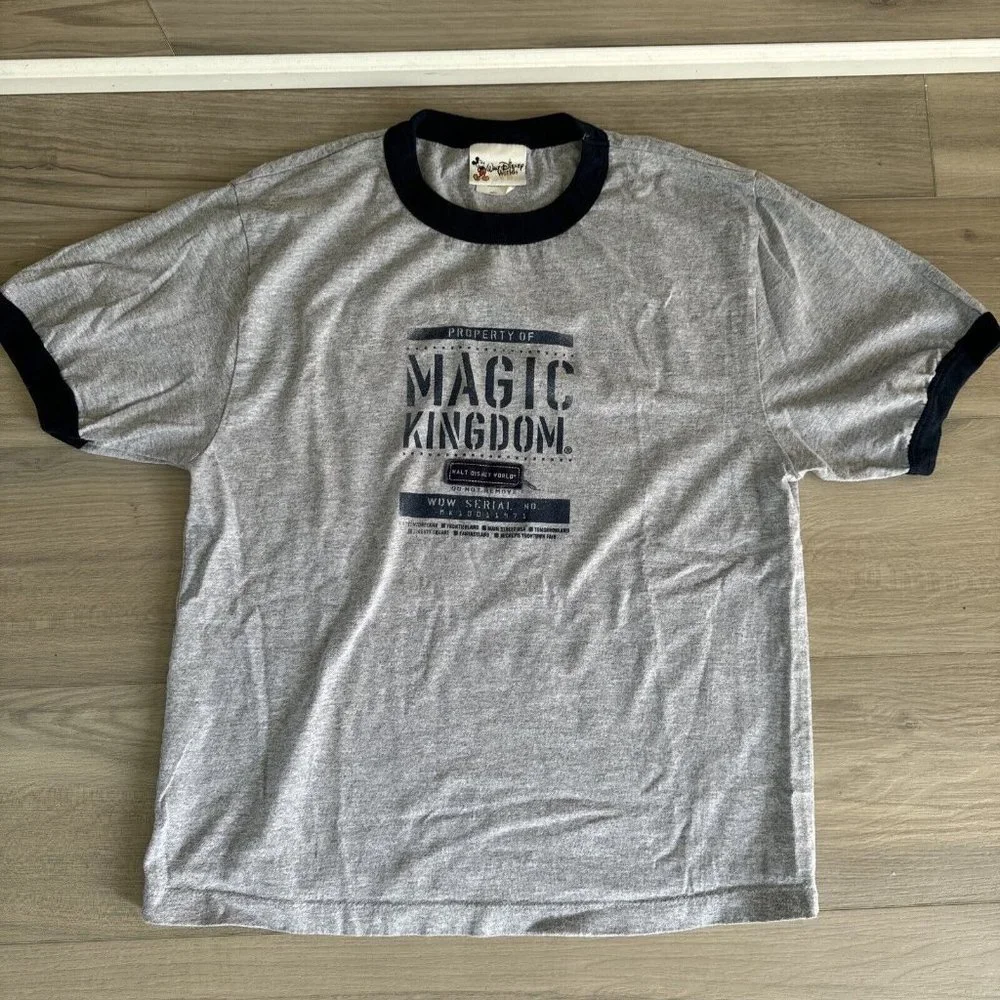 Vintage Walt Disney World Magic Kingdom Ringer Shirt Unisex Sz Small Made In USA